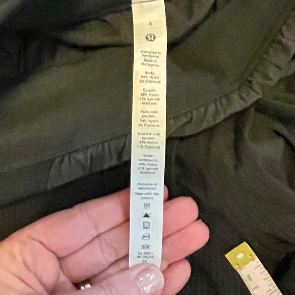 Lululemon Dance Studio Crop Pant - Picture 9 of 10